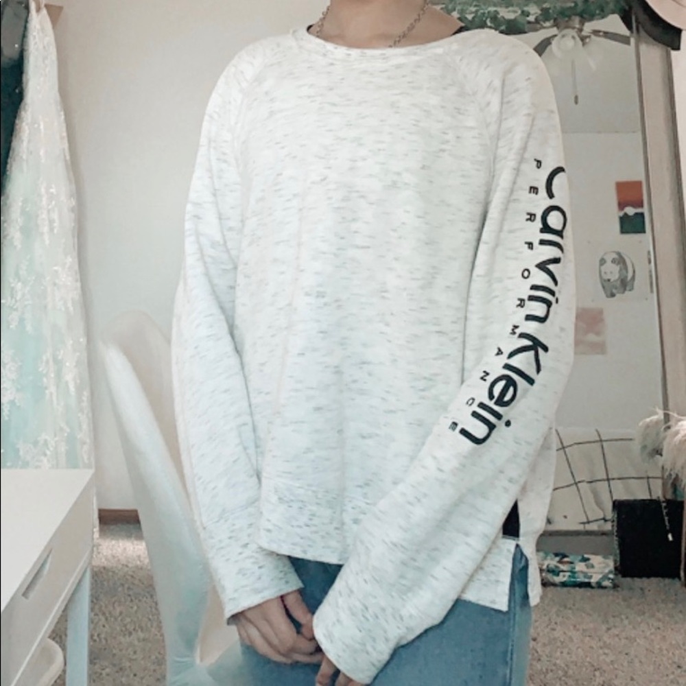Calvin Klein Performance cream long sleeve